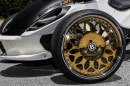 Gold-plated Forgiato rims on a Can-Am Spyder
