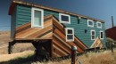 Gooseneck Tiny House With a Bright and Cozy Interior