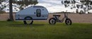 Guy builds DIY camper trailer to go with his moped