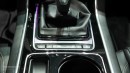 Jaguar XE (manual gearbox knob)