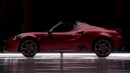 Jay Leno Drives Alfa Romeo 4C Spider, Turbo Boost Makes Him Smile
