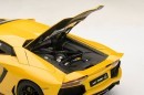 Lamborghini Aventador 1:18 Scale Model