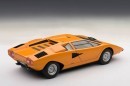 Lamborghini Countach LP400 Scale Model