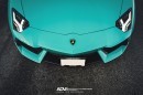 Lamborghini Aventador Roadster in Blu Glauco