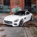 Mercedes-Benz AMG GT S lowered on AGL43 two-tone