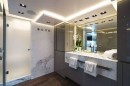 M/Y Sage Bathroom
