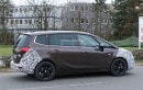 Opel Zafira facelift spy shots