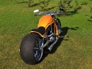 Harley-Davidson V-Rod by Fredy Jaates