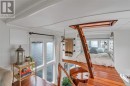 Pax (ex Casa Miga) is a beautiful boathouse with the layout of a tiny home
