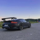 Porsche GT2 RS Does an Autobahn Top Speed Run, Goes Past 200 MPH