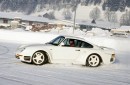 Porsche 959 in The Snow