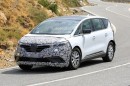 Renault Espace Facelift Shows New Features, Probably Testing 2L Hybrid Engine