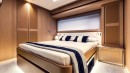 88' Florida Open Cruiser Yacht VIP Room