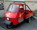 The Piaggio Ape with a flatbed, used as a delivery vehicle