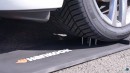 Runflat tire test - self sealing tire versus a set of nails