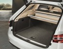 Skoda Details the 660-Liter Boot of the New Superb Combi