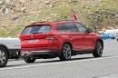 Skoda Kodiaq RS Spied in the Alps, Sabine Schmitz Is Driving it at the 'Ring