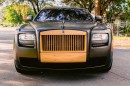 Rolls-Royce Ghost Black Badge Satin Gold Dust Sparkle