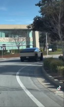 Tesla Cybertruck prototype without the Gigawiper