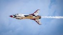 Thunderbirds F-16 Fighting Falcon precision flying