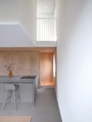 The Buitenverblijf Nest is a birdhouse-like tiny house with self-sufficient features