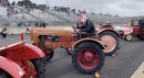 Porsche tractor race