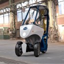 roo (ex Bicar) proposed a very cute and sustainable alternatives to e-bikes and cars