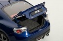 Toyota GT 86 Scale Model Looks Good in Blue Silica