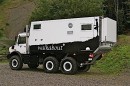 Unimog U 4000 expedition truck