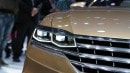 Volkswagen C Coupe GTE Concept Lights