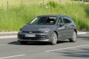 Volkswagen Golf facelift spy shot