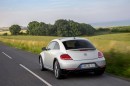 2017 Volkswagen Beetle Detailed in New Photos and Videos