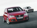 VW Golf V GTI Commercials Were First Creepy Then Funny, Can You Decide on a Winner?