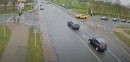 Ford Mustang eventually crashes in a car that had previously managed to avoit it