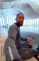Will Smith goes for a dive in world's deepest pool, Deep Dive Dubai