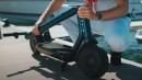 Aike T electric scooter rechargeable via USB-C