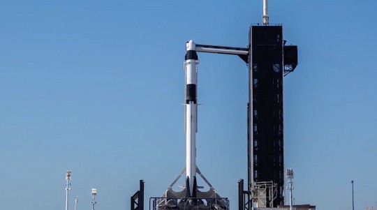 SpaceX Crew Dragon going vertical on the launch pad