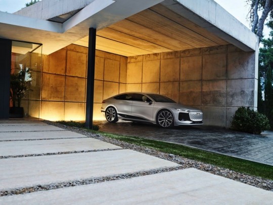 Audi A6 e\-tron concept