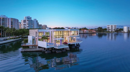 Floating mega\-mansion is Florida's most expensive listing, has gorgeous interiors