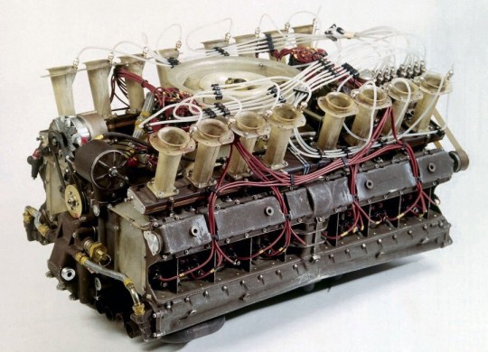I Bet You Didn't Know Porsche Built a 16Cylinder Engine