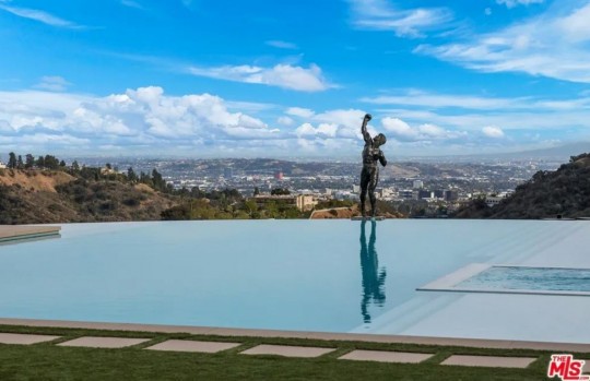 Sylvester Stallone's Beverly Hills mansion comes with air\-conditioned 8\-car garage, incredibly luxury amenities, art