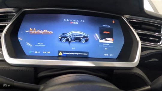 The Error Message Hoover's 2013 Tesla Model S P85 Presented