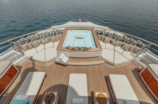 Cloud 9 from Oceanco combines elegance with wellness in the perfect family\-oriented vessel