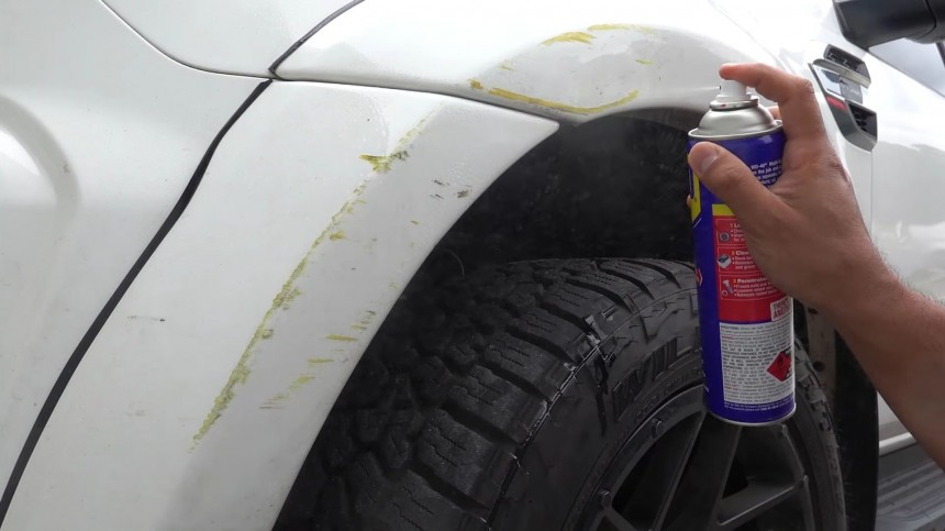 WD\-40 paint scratch removal