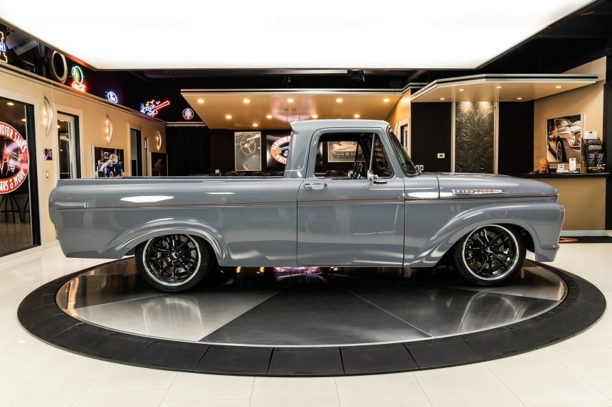 1961 Ford F\-100