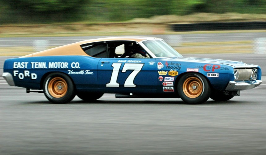 1968 Ford Torino Race Car \(David Pearson\)
