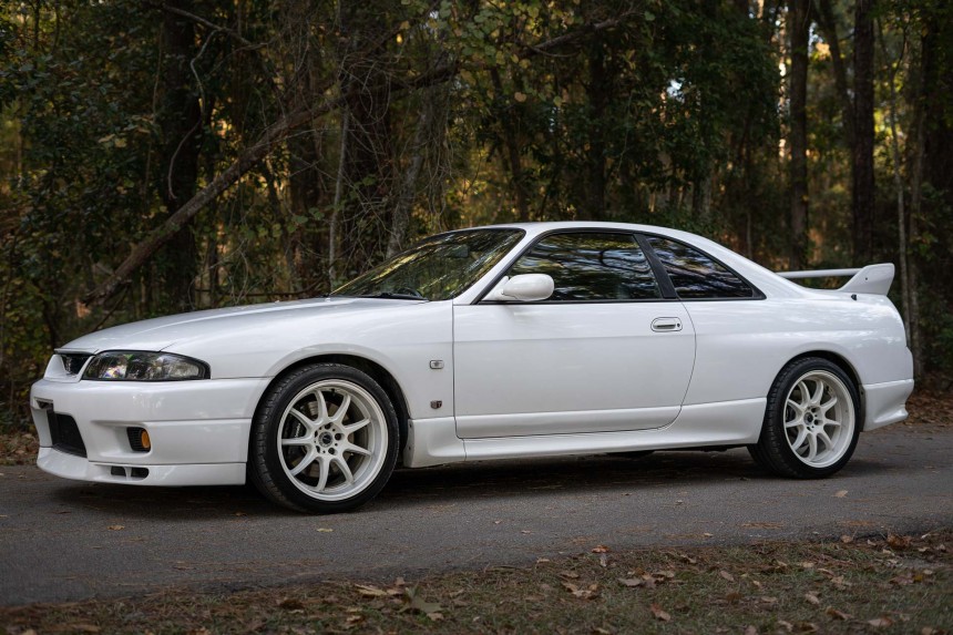 1995 Skyline GT\-R Is Looking to Move Out of Florida, Won't Come Cheap