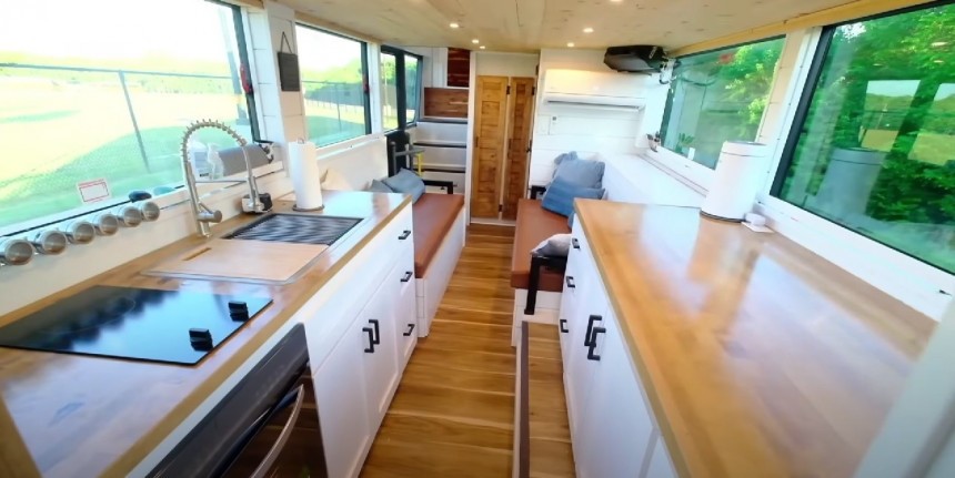 Family of eight travels full\-time in a double\-decker bus turned tiny home