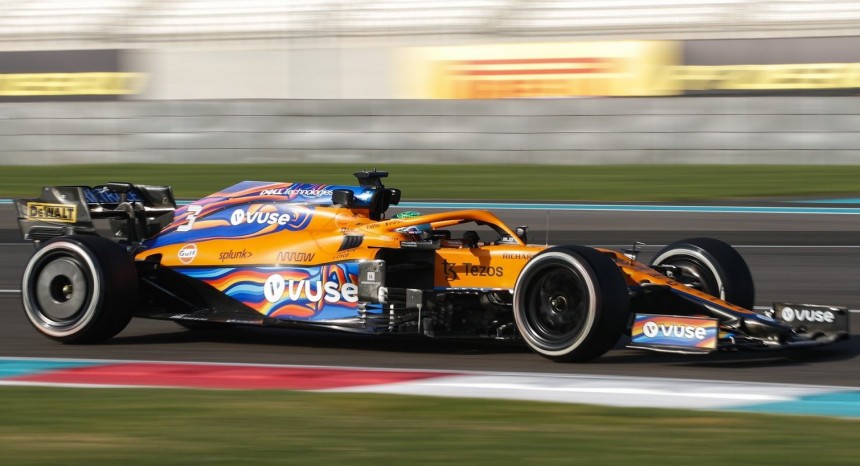 McLaren testing larger 18\-inch wheels on 2022 mule car in Abu Dhabi