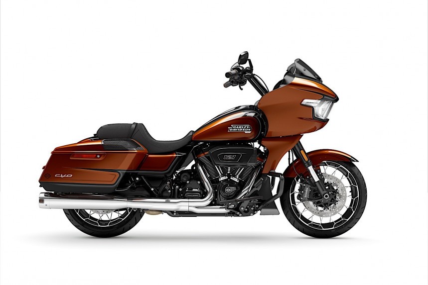2023 Harley\-Davidson CVO Street and Road Glide
